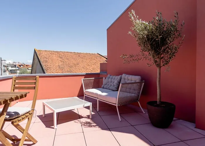 A'mar By Ideal 波瓦－迪瓦尔津