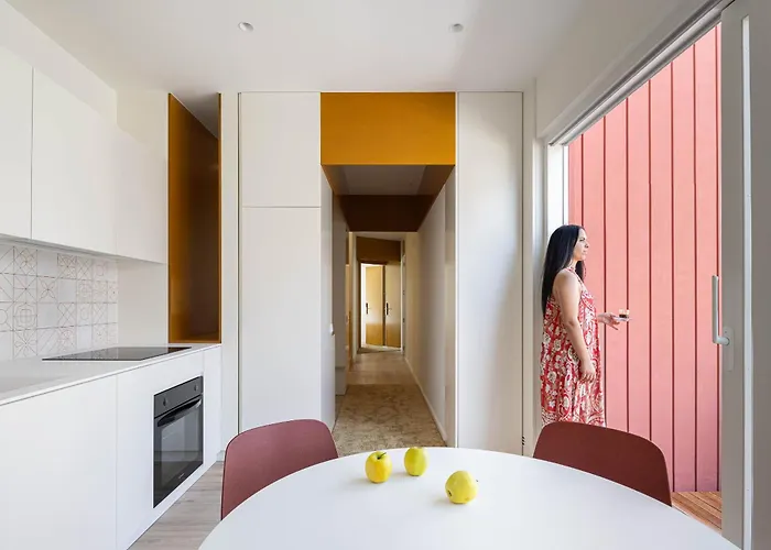 A'mar By Ideal 波瓦－迪瓦尔津